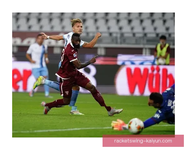 都灵在联赛中的比赛节奏逐渐提升，状态备受关注