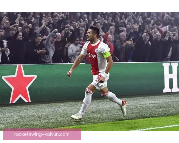 阿贾克斯欧战表现值得关注，近期状态回暖显现竞争力增强。